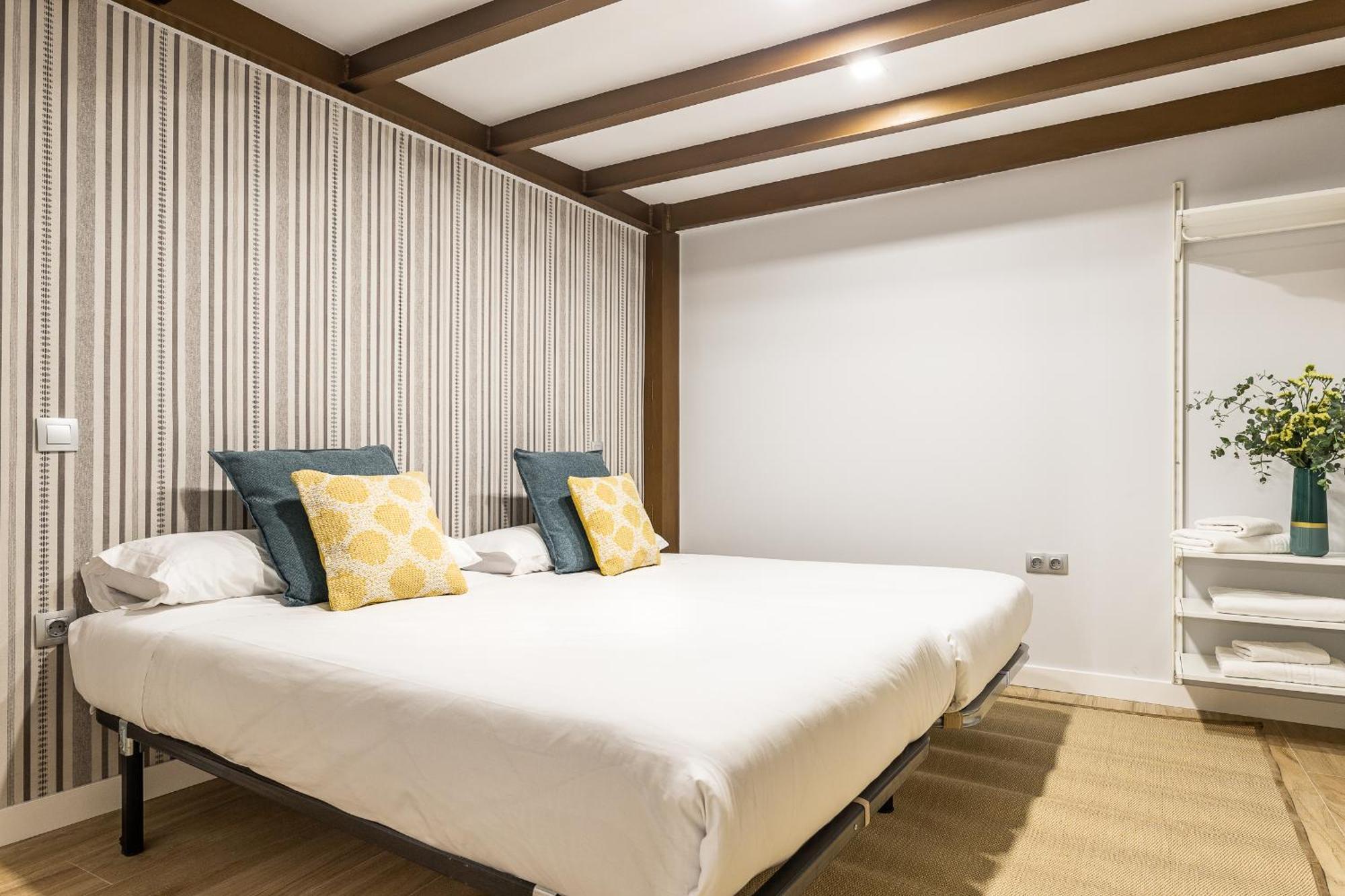 Waou Gran Via V - Alquiler Corta Duracion Apartment Madrid Exterior photo